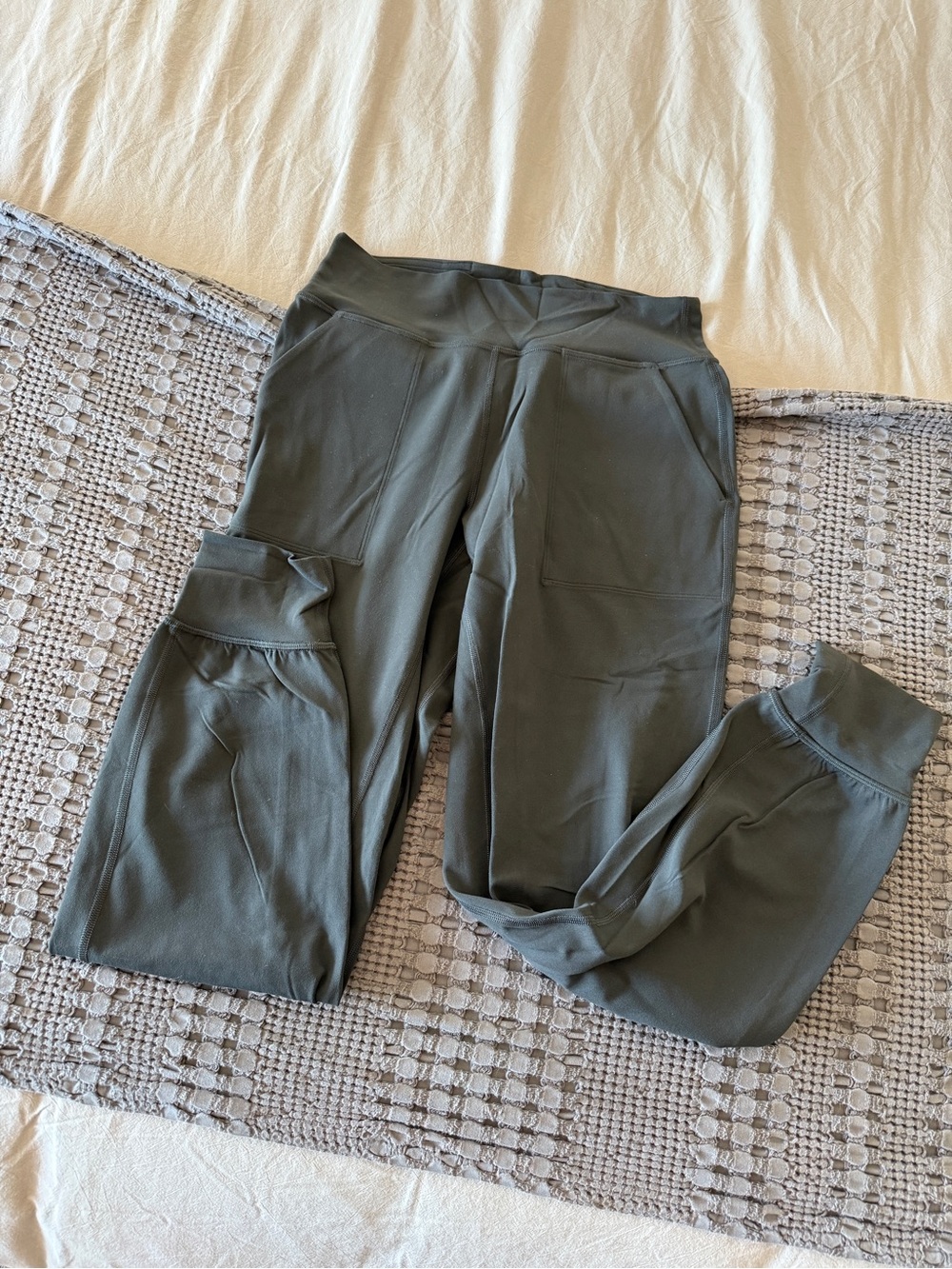 lululemon align jogger